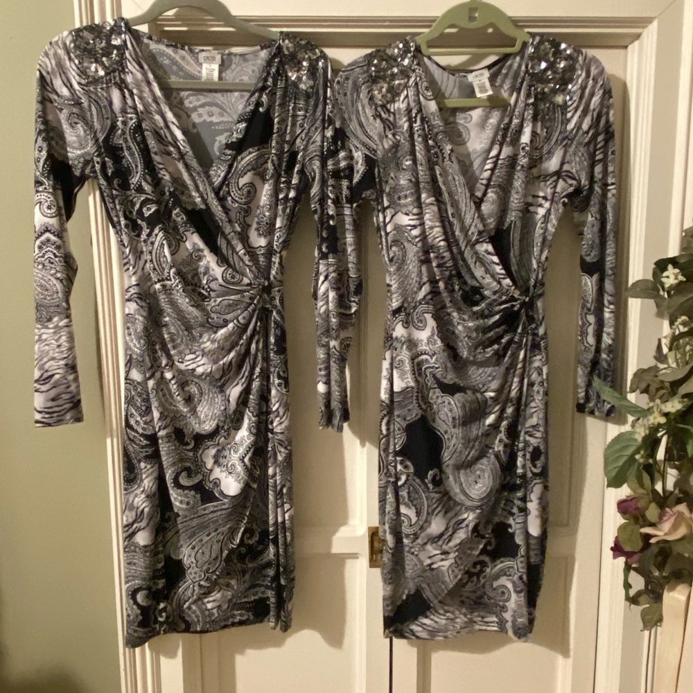Paisley mock wrap rouched dress